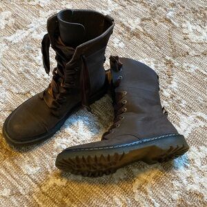 Dr Marten combat boots